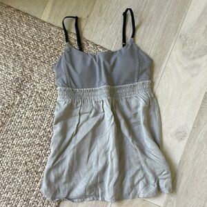 Lululemon Top, Babydoll style with built in bra, Sz 6